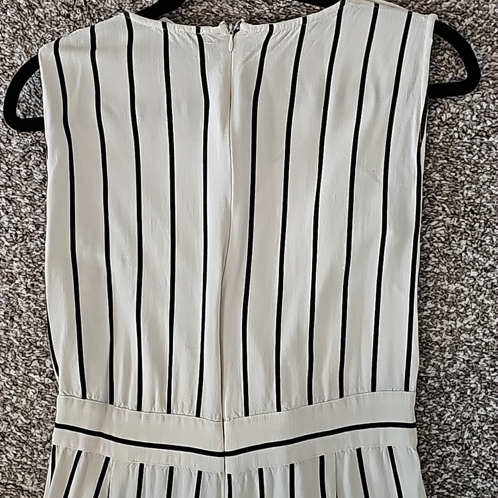 Altar'd State Women's Jumpsuit sz medium - Picture 7 of 8